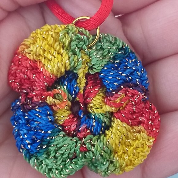 🌹 Handmade Multicolor Crochet Rose Necklace & Red Czech Crystal Earrings Set 🌟 - Picture 6 of 13